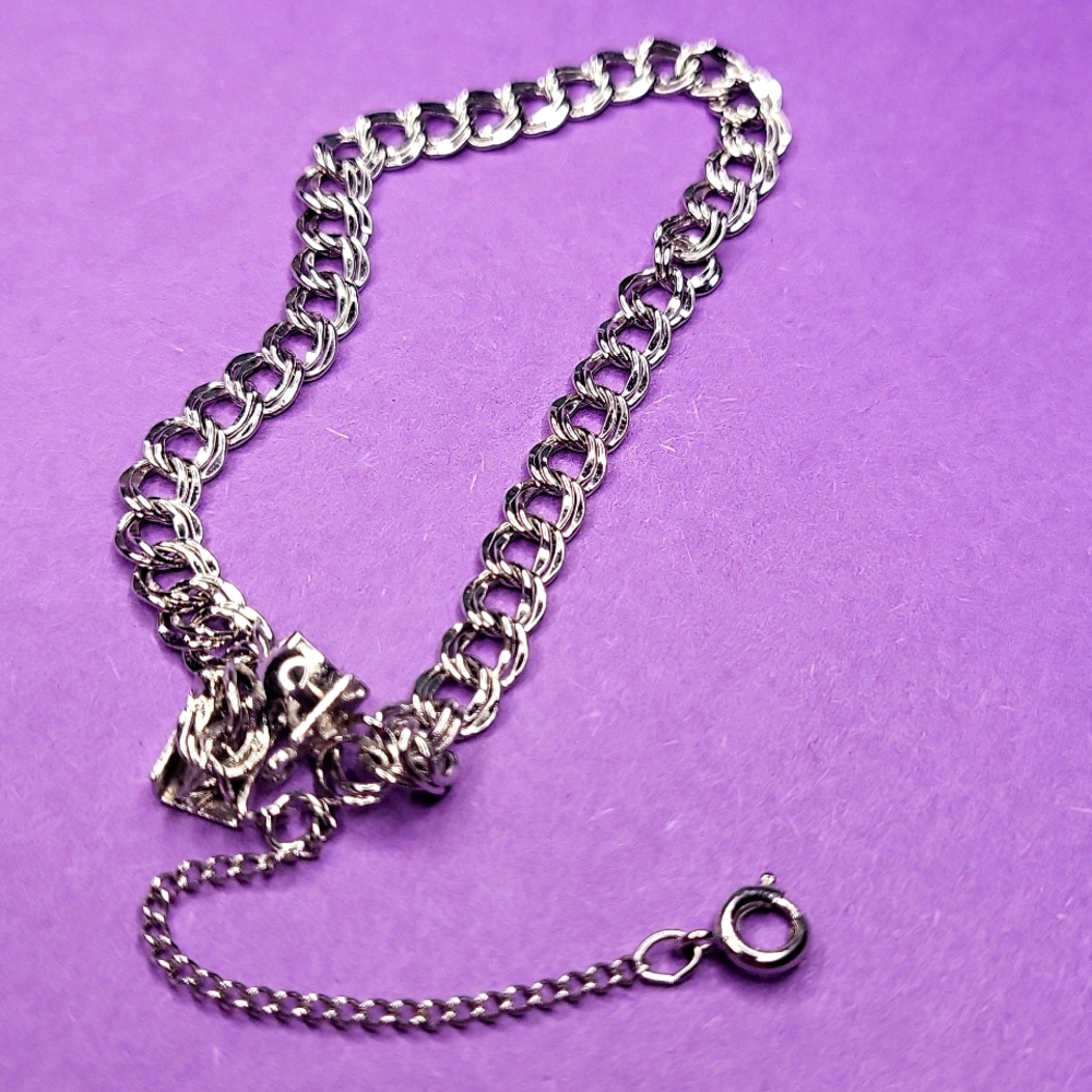 Double Link - image 1